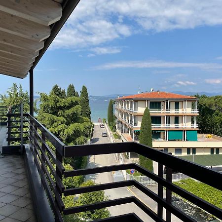 Residence Alexandra Stay Σιρμιόνε Εξωτερικό φωτογραφία