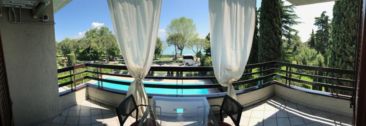 Residence Alexandra Stay Σιρμιόνε Εξωτερικό φωτογραφία
