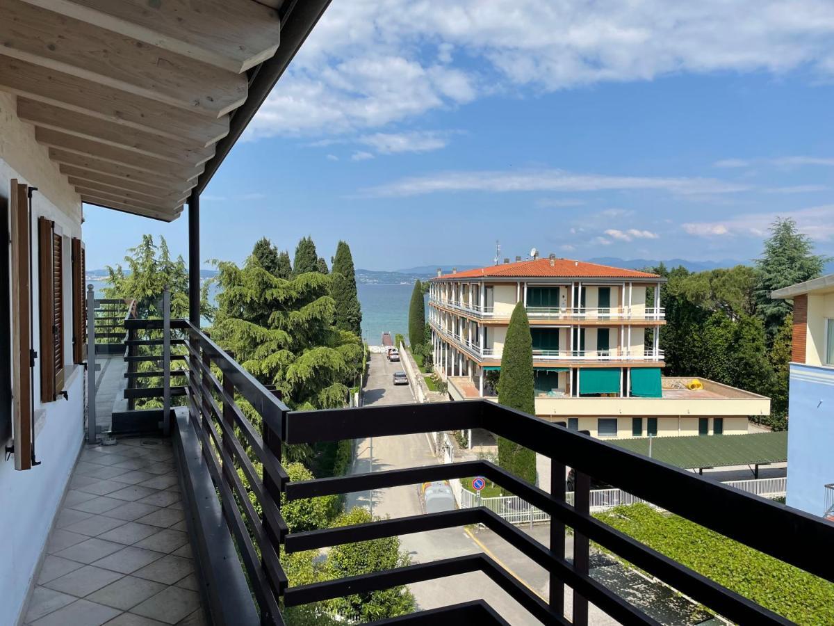 Residence Alexandra Stay Σιρμιόνε Εξωτερικό φωτογραφία