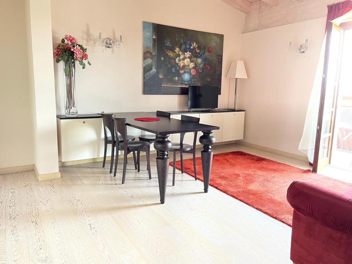 Residence Alexandra Stay Σιρμιόνε Εξωτερικό φωτογραφία