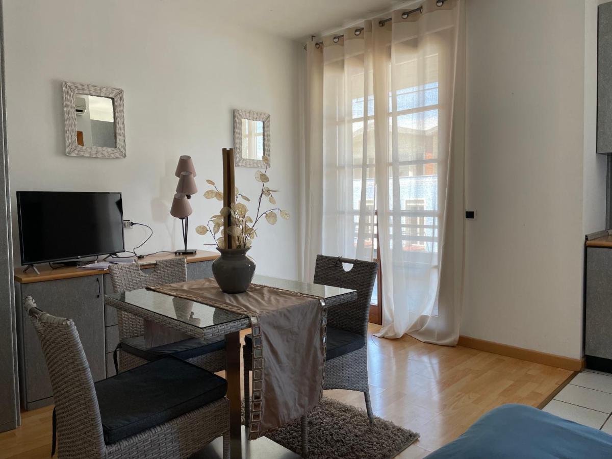 Residence Alexandra Stay Σιρμιόνε Εξωτερικό φωτογραφία