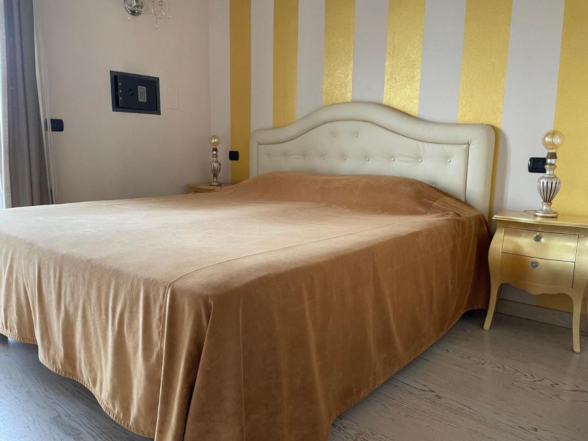 Residence Alexandra Stay Σιρμιόνε Εξωτερικό φωτογραφία